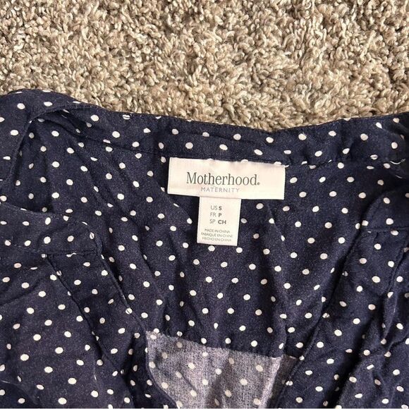 Polka Dot Maternity Top - Picture 4 of 4